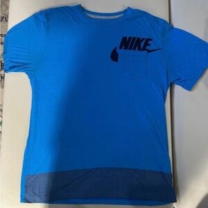 Nike T Shirt